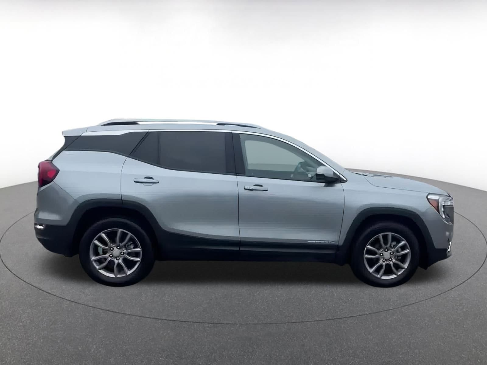 Thumbnail: 2024 GMC Terrain - 16