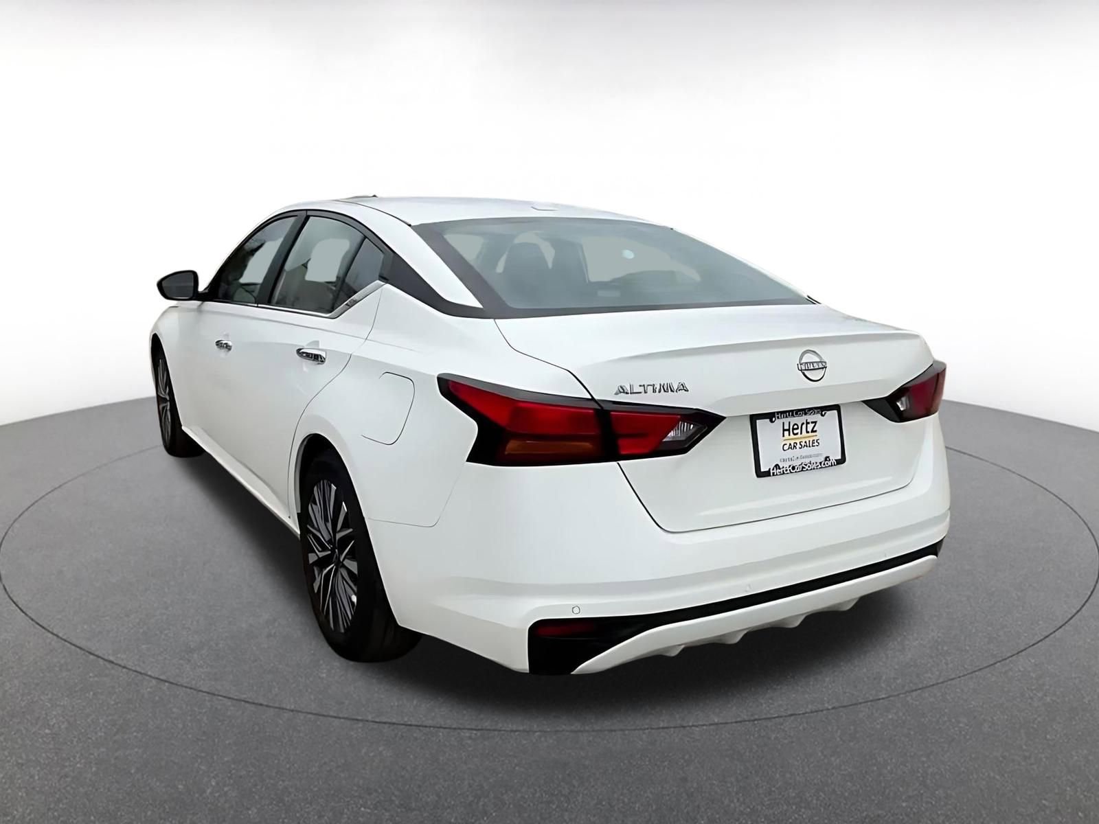 Thumbnail: 2025 Nissan Altima - 11