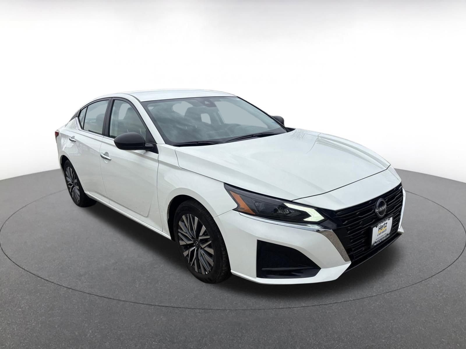 Thumbnail: 2025 Nissan Altima - 1