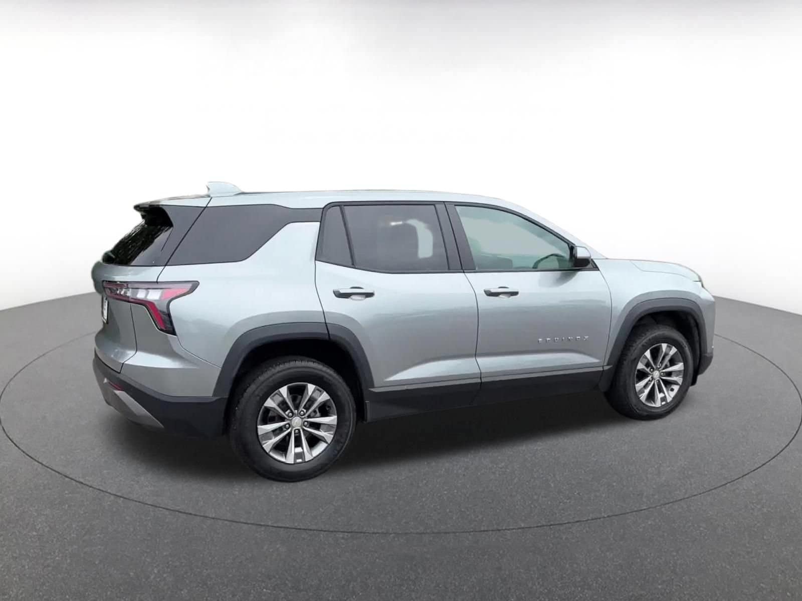 Thumbnail: 2025 Chevrolet Equinox - 11
