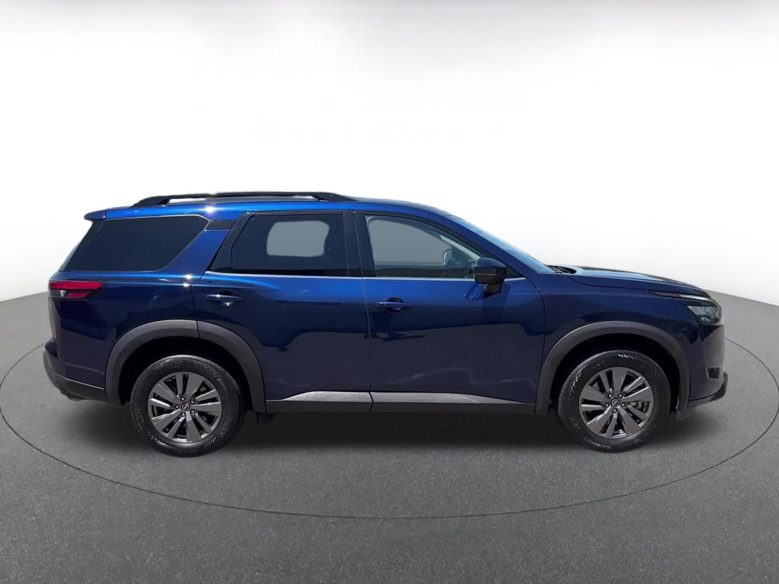 Thumbnail: 2025 Nissan Pathfinder - 16