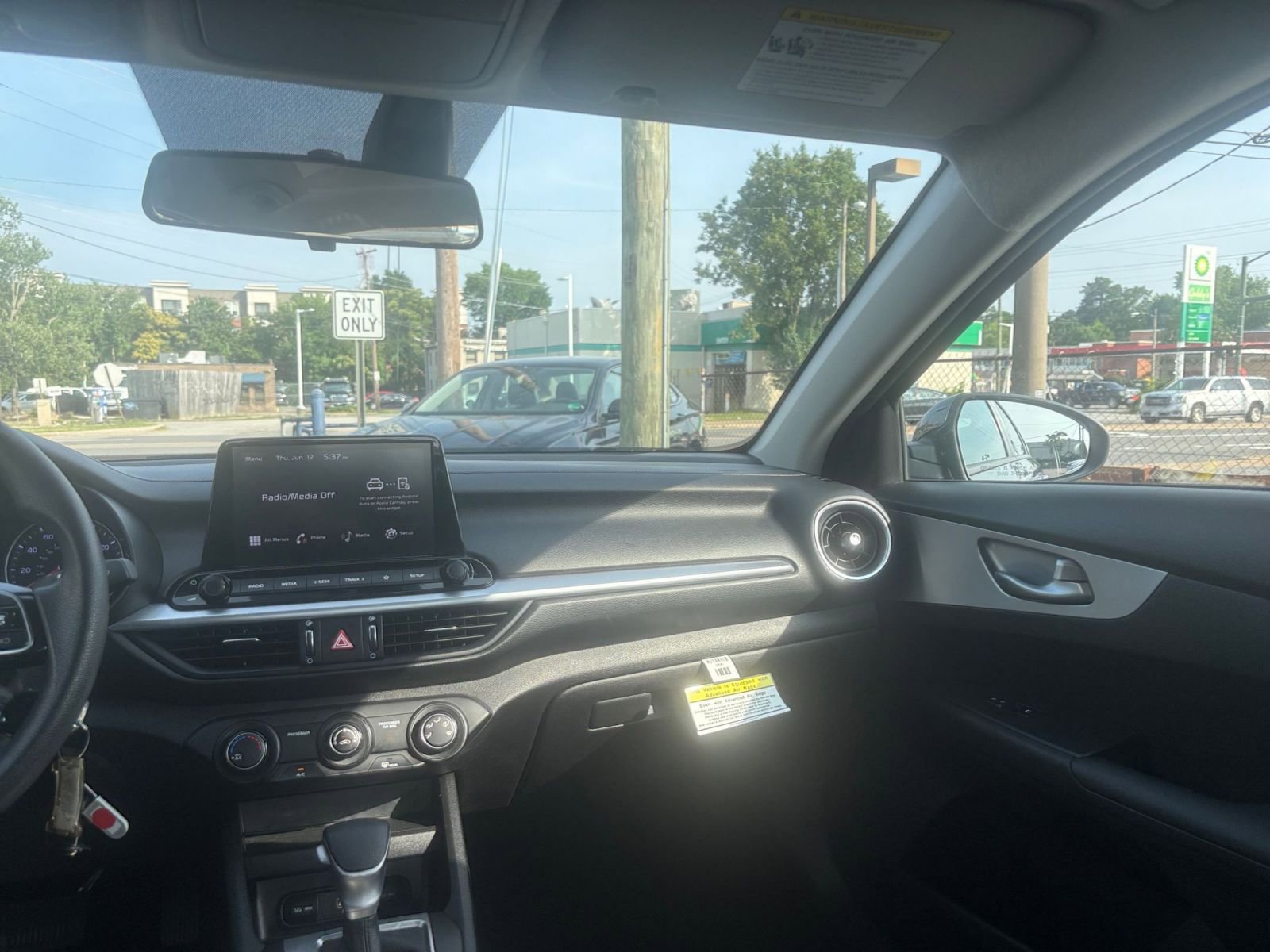 Thumbnail: 2023 Kia Forte - 33