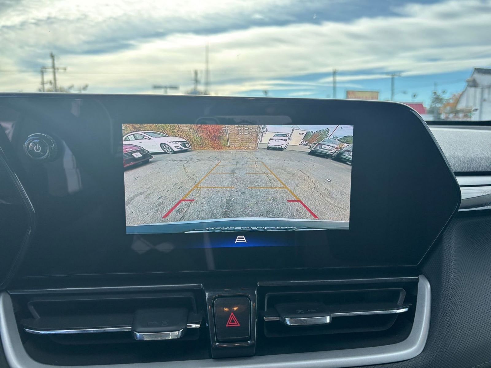 Thumbnail: 2025 Chevrolet TrailBlazer - 17