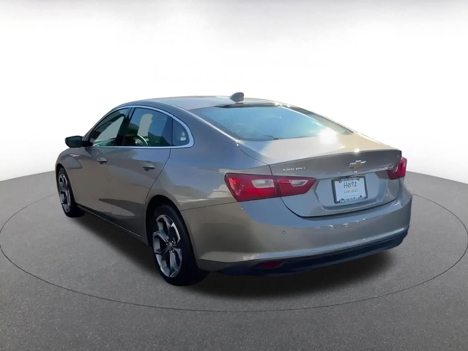 Thumbnail: 2024 Chevrolet Malibu - 11