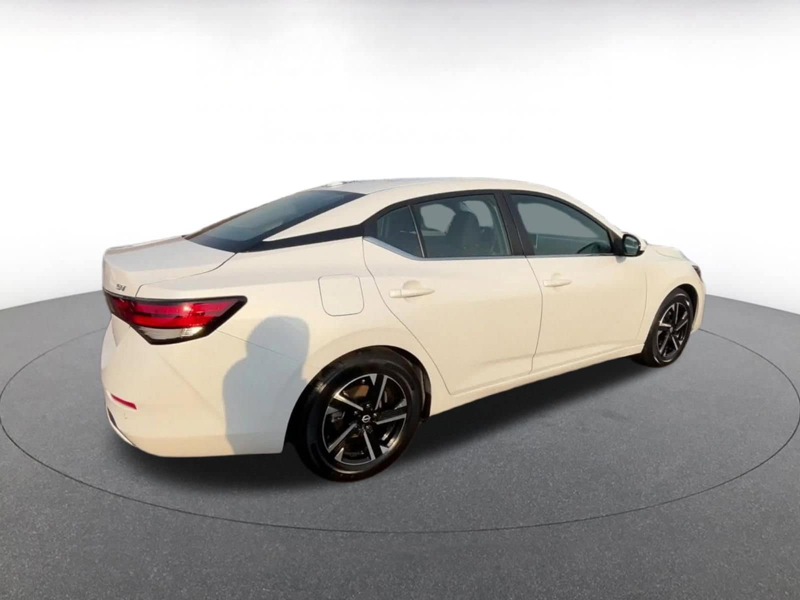 Thumbnail: 2024 Nissan Sentra - 14