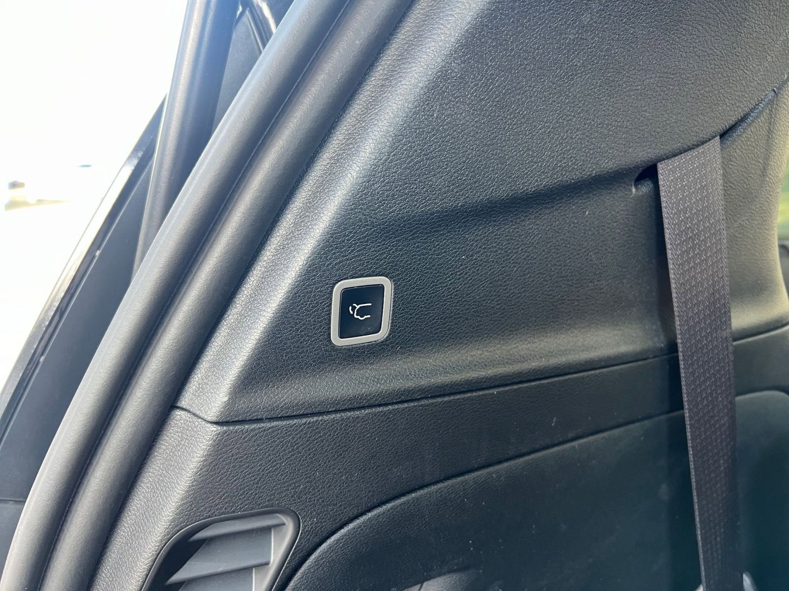 Thumbnail: 2025 Chrysler Pacifica - 24