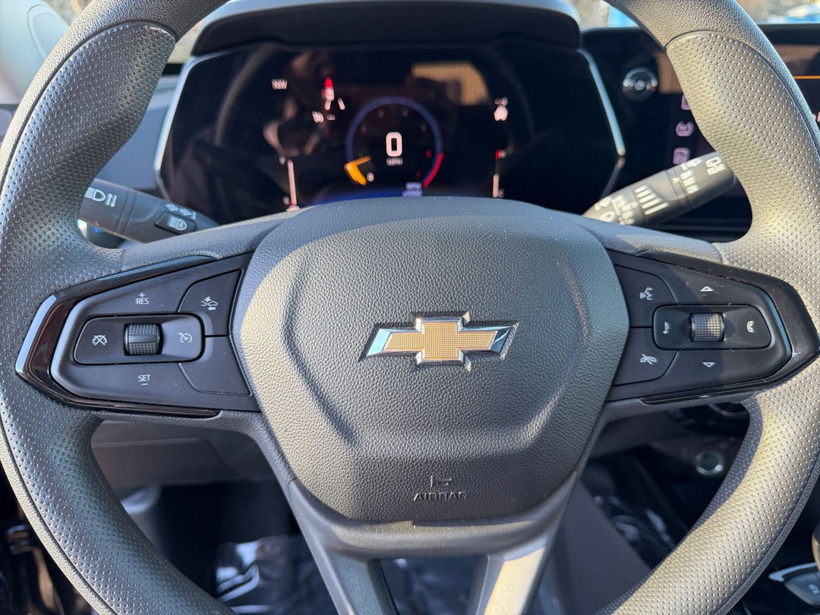 Thumbnail: 2025 Chevrolet Trax - 25