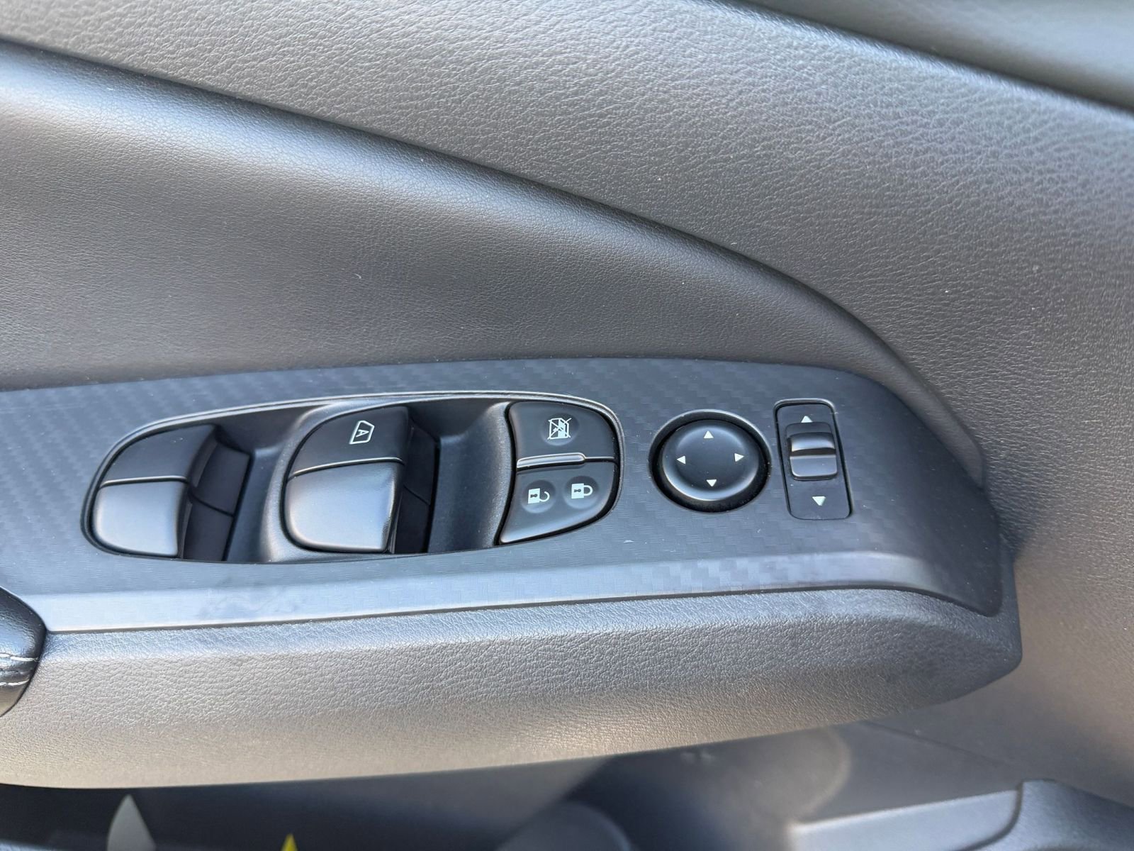 Thumbnail: 2025 Nissan Altima - 18