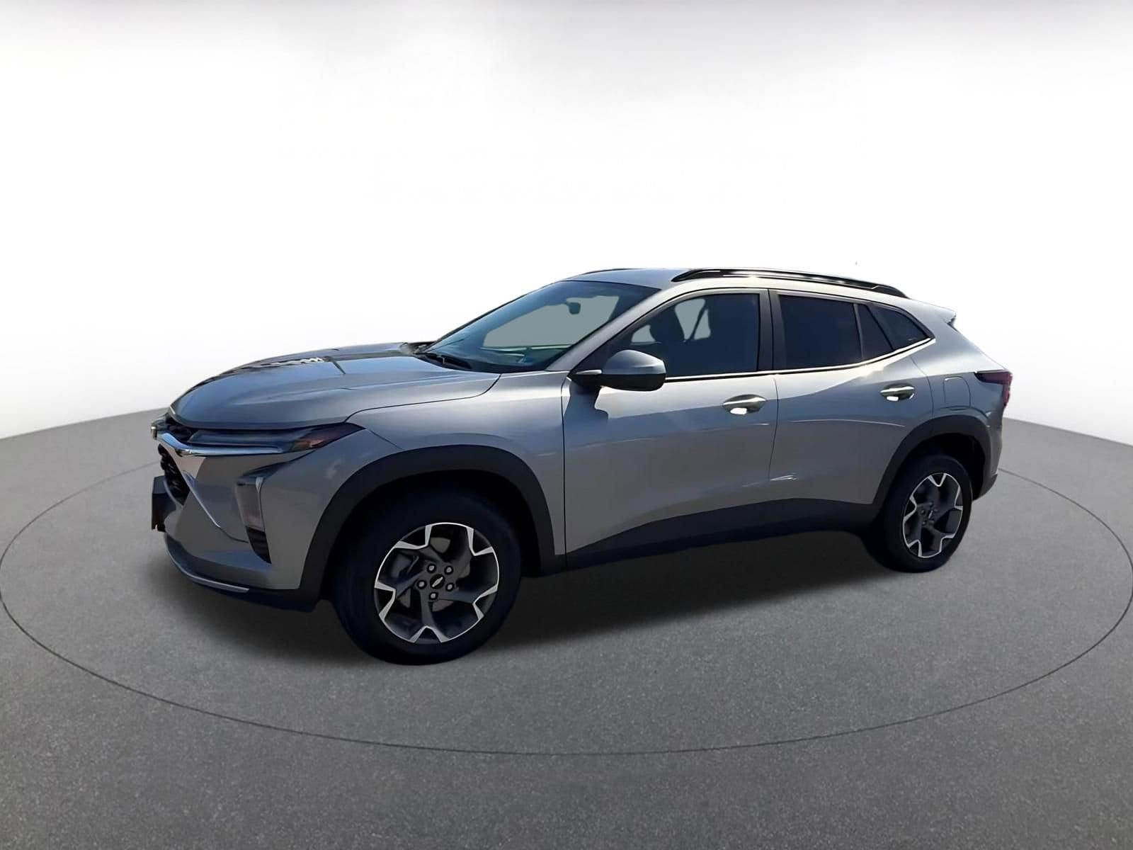 Thumbnail: 2025 Chevrolet Trax - 8