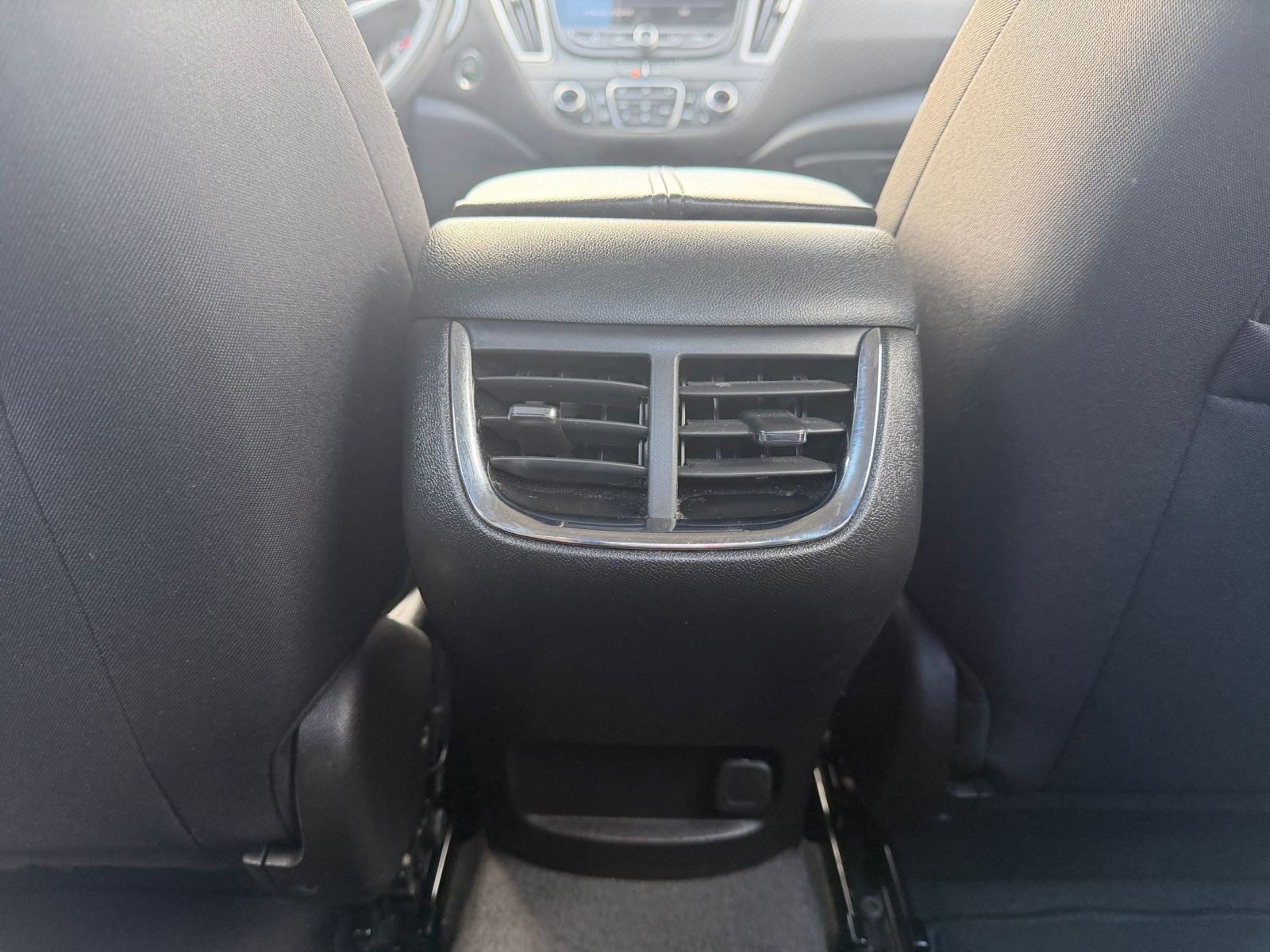 Thumbnail: 2024 Chevrolet Malibu - 23