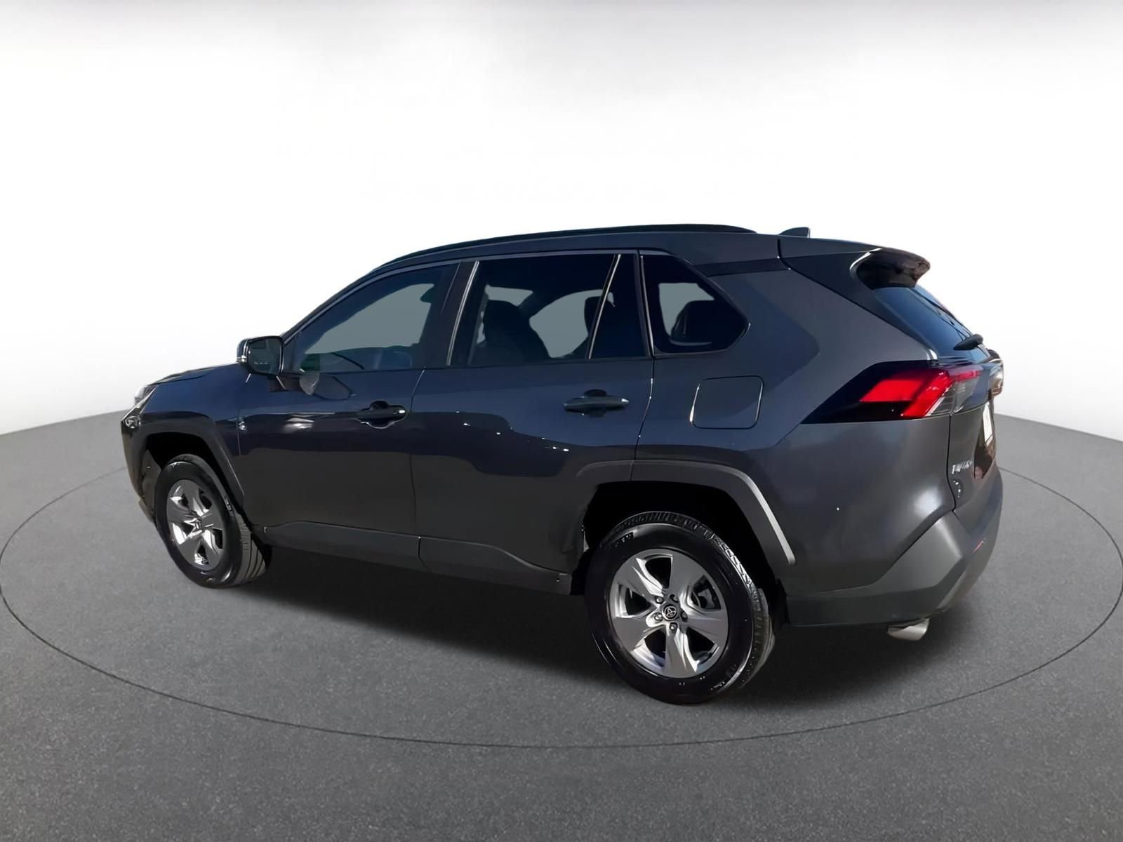 Thumbnail: 2025 Toyota RAV4 - 10