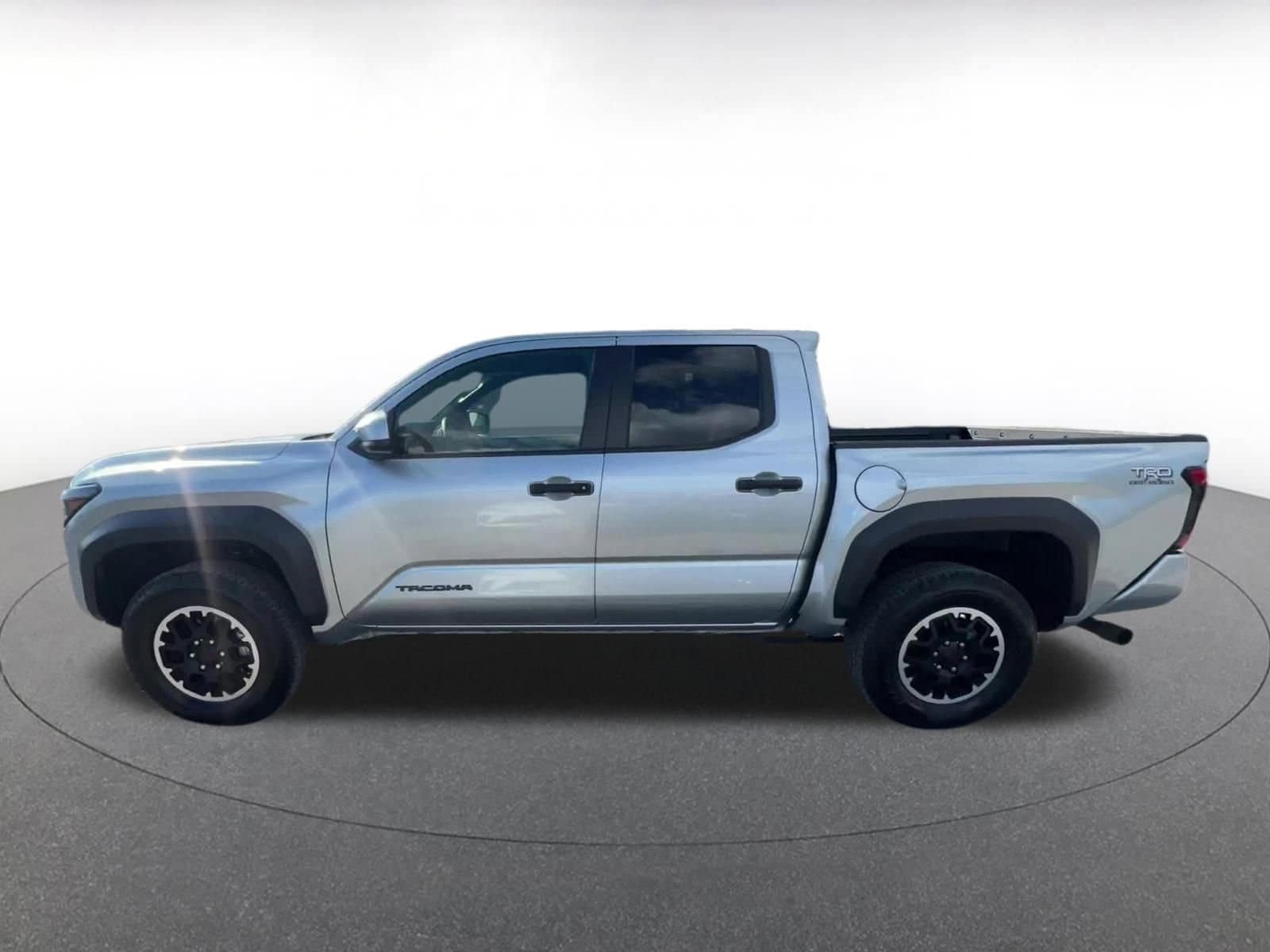 Thumbnail: 2025 Toyota Tacoma - 9