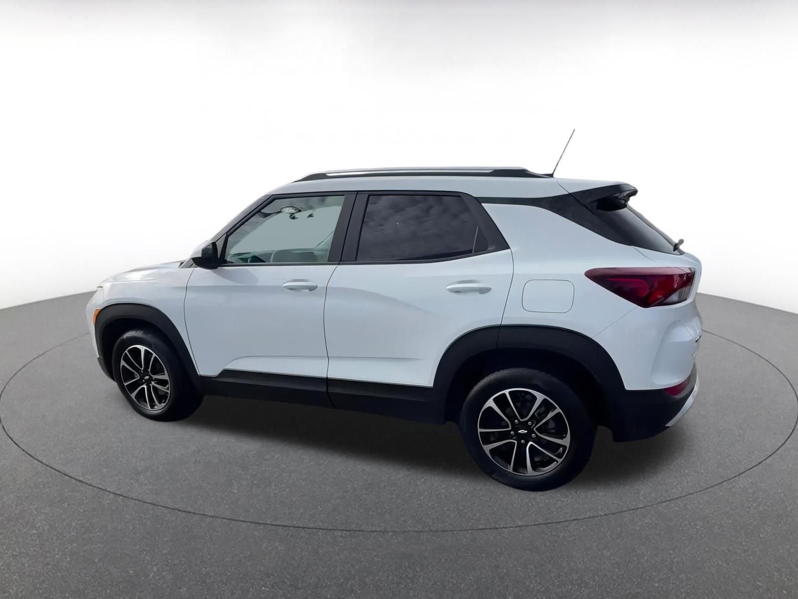 Thumbnail: 2025 Chevrolet TrailBlazer - 10