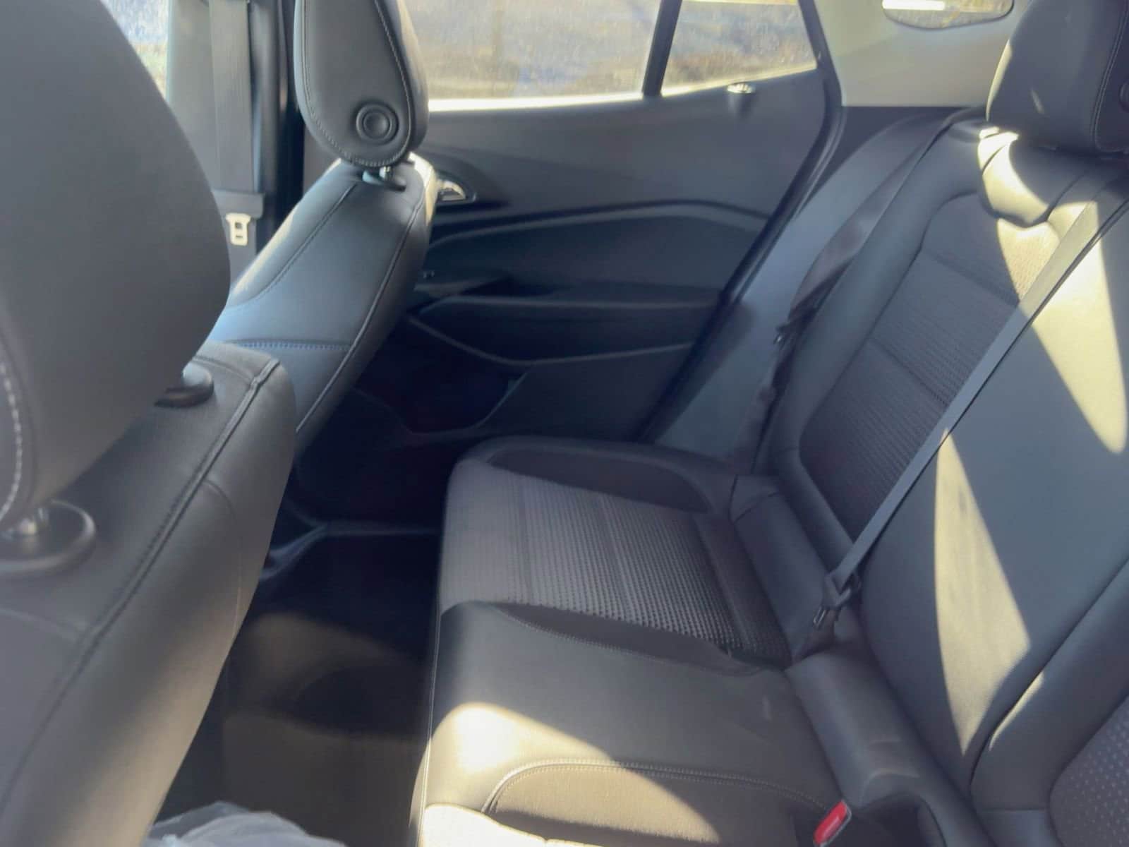 Thumbnail: 2025 Chevrolet Trax - 7