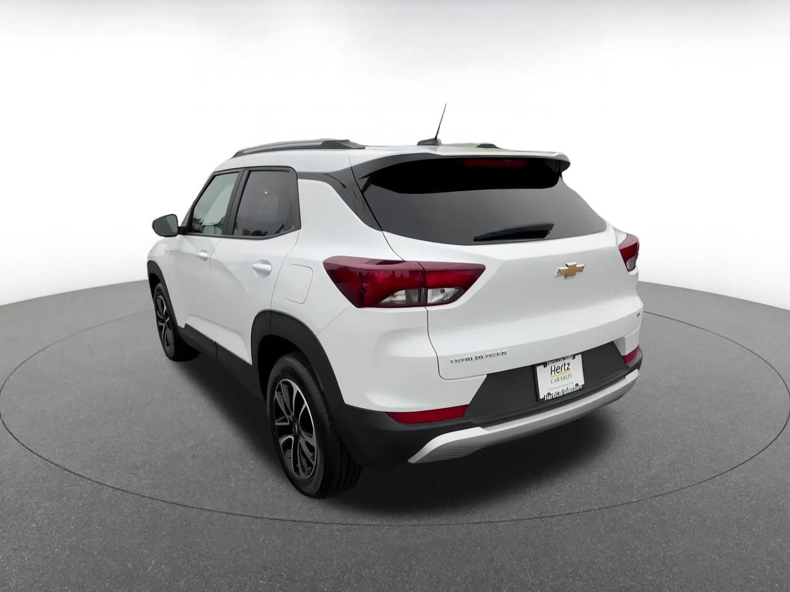 Thumbnail: 2025 Chevrolet TrailBlazer - 11