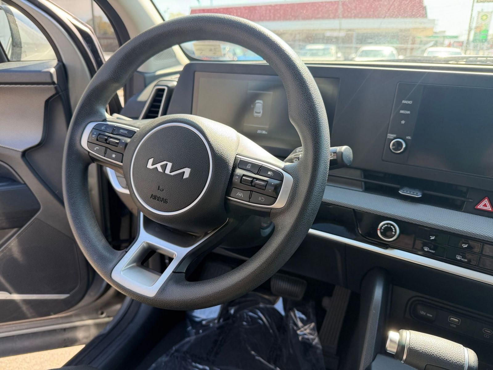 Thumbnail: 2025 Kia Sportage - 33
