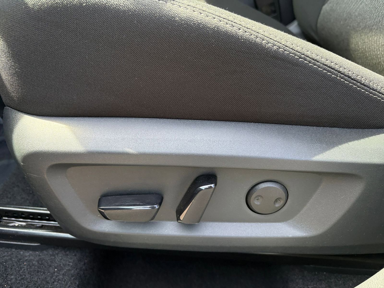 Thumbnail: 2025 Nissan Rogue - 22