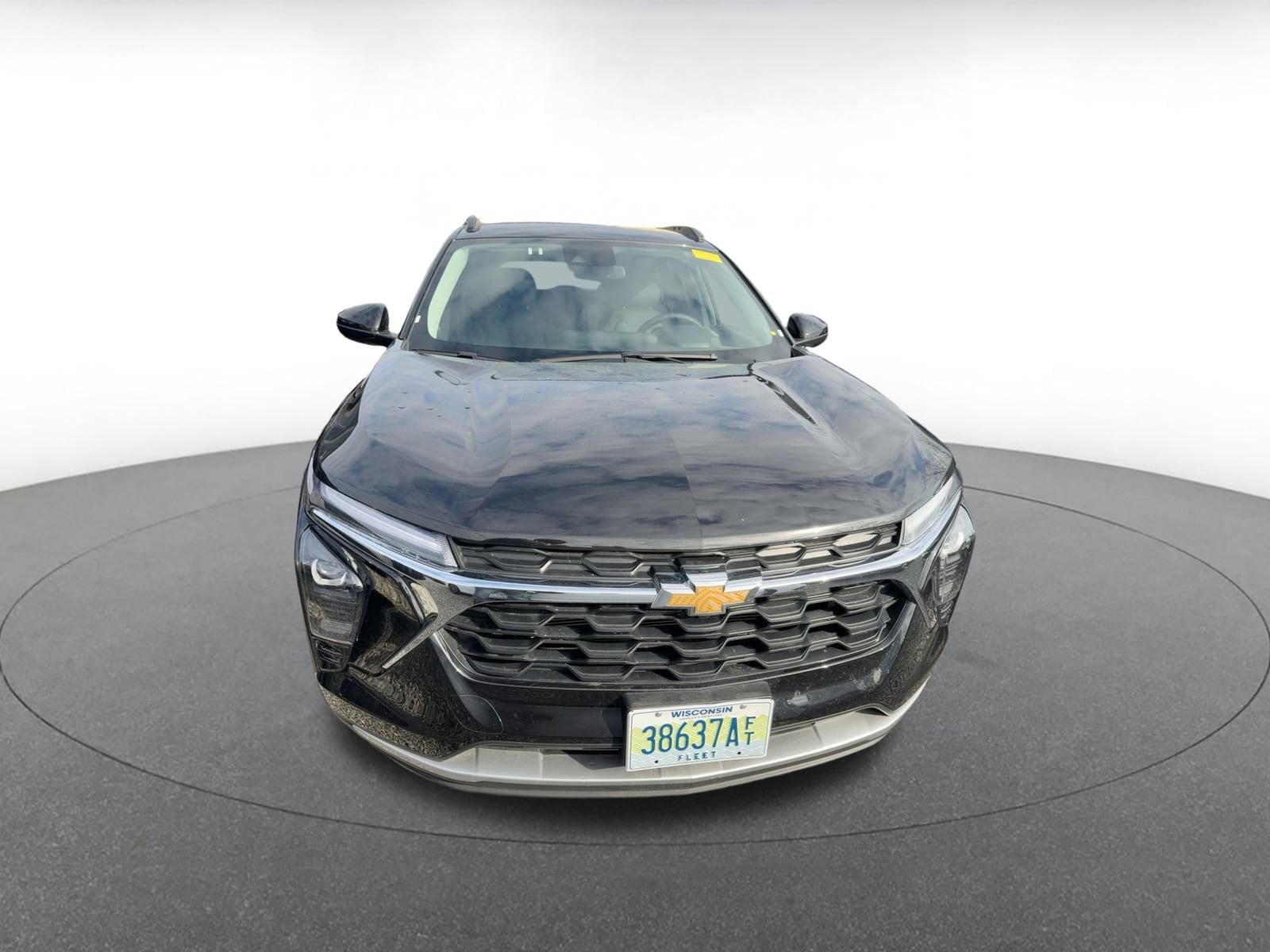 Thumbnail: 2025 Chevrolet Trax - 3