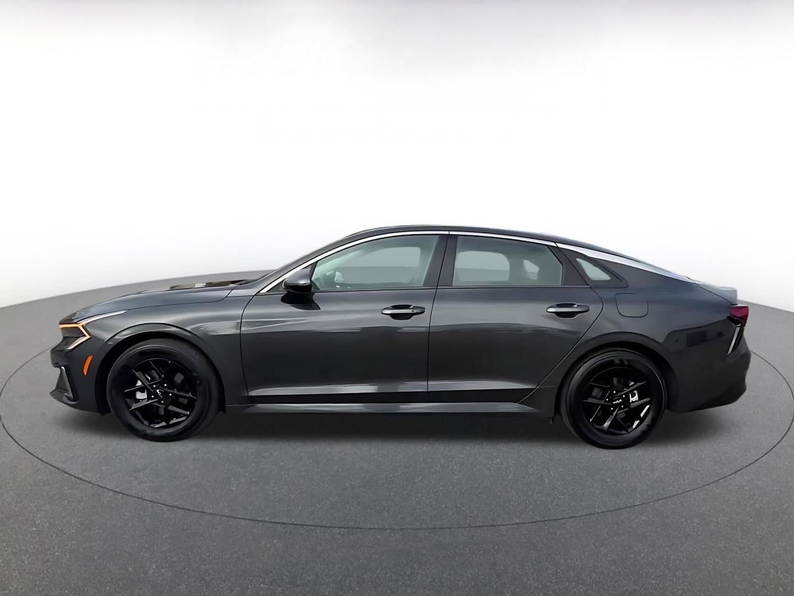 Thumbnail: 2025 Kia K5 - 9