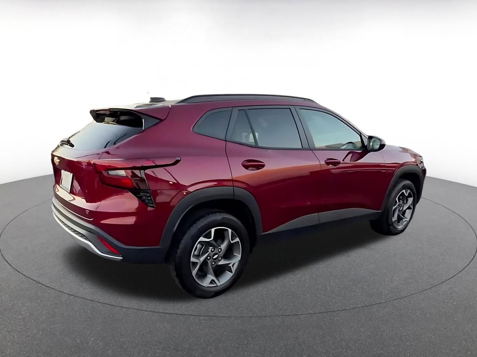 Thumbnail: 2025 Chevrolet Trax - 14