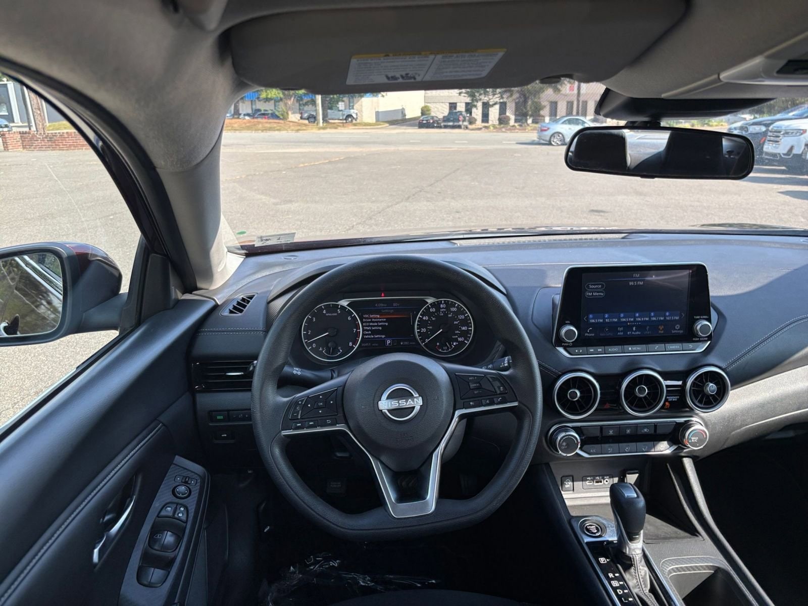 Thumbnail: 2024 Nissan Sentra - 32