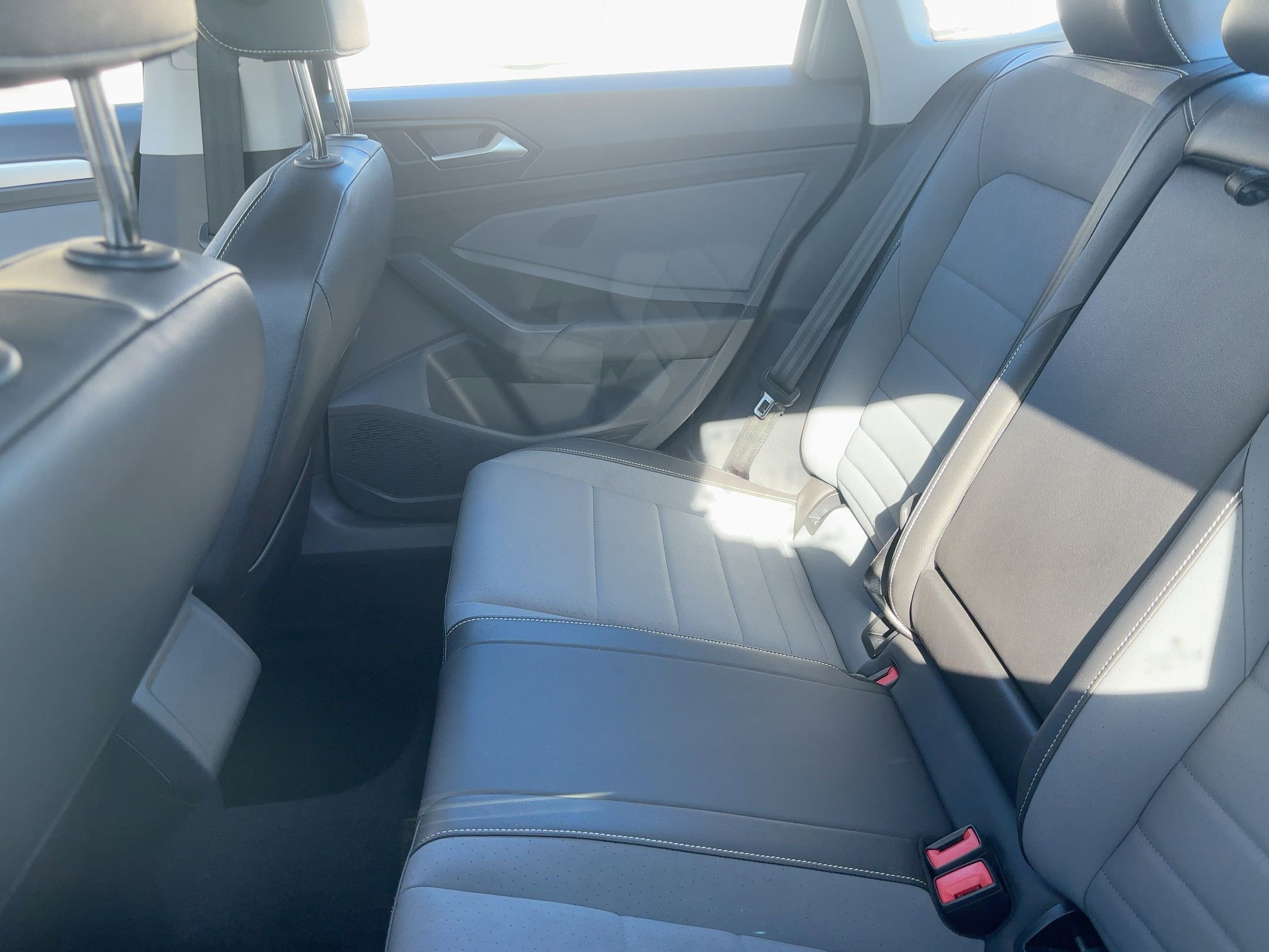 Thumbnail: 2025 Volkswagen Jetta - 3