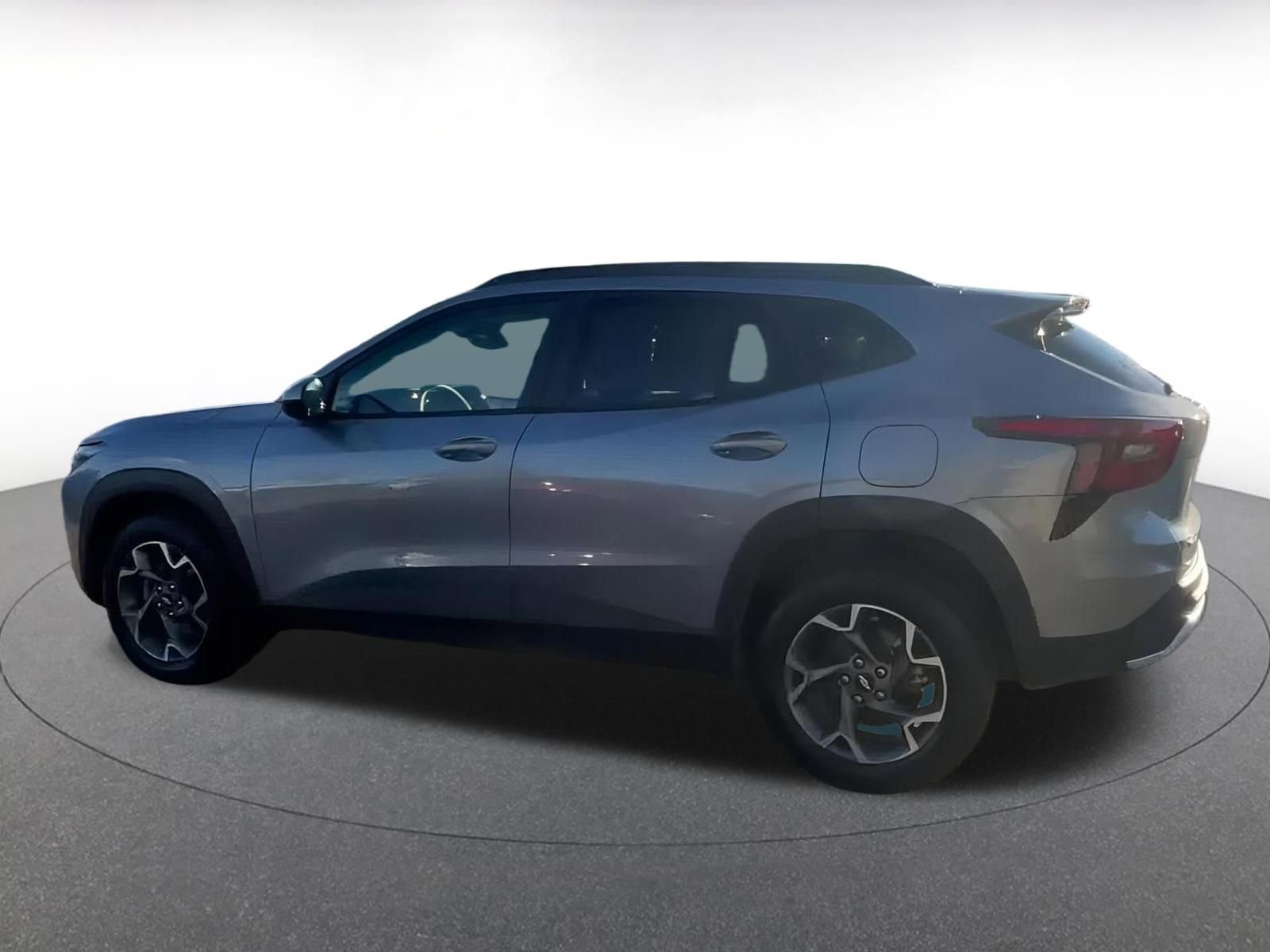 Thumbnail: 2025 Chevrolet Trax - 12