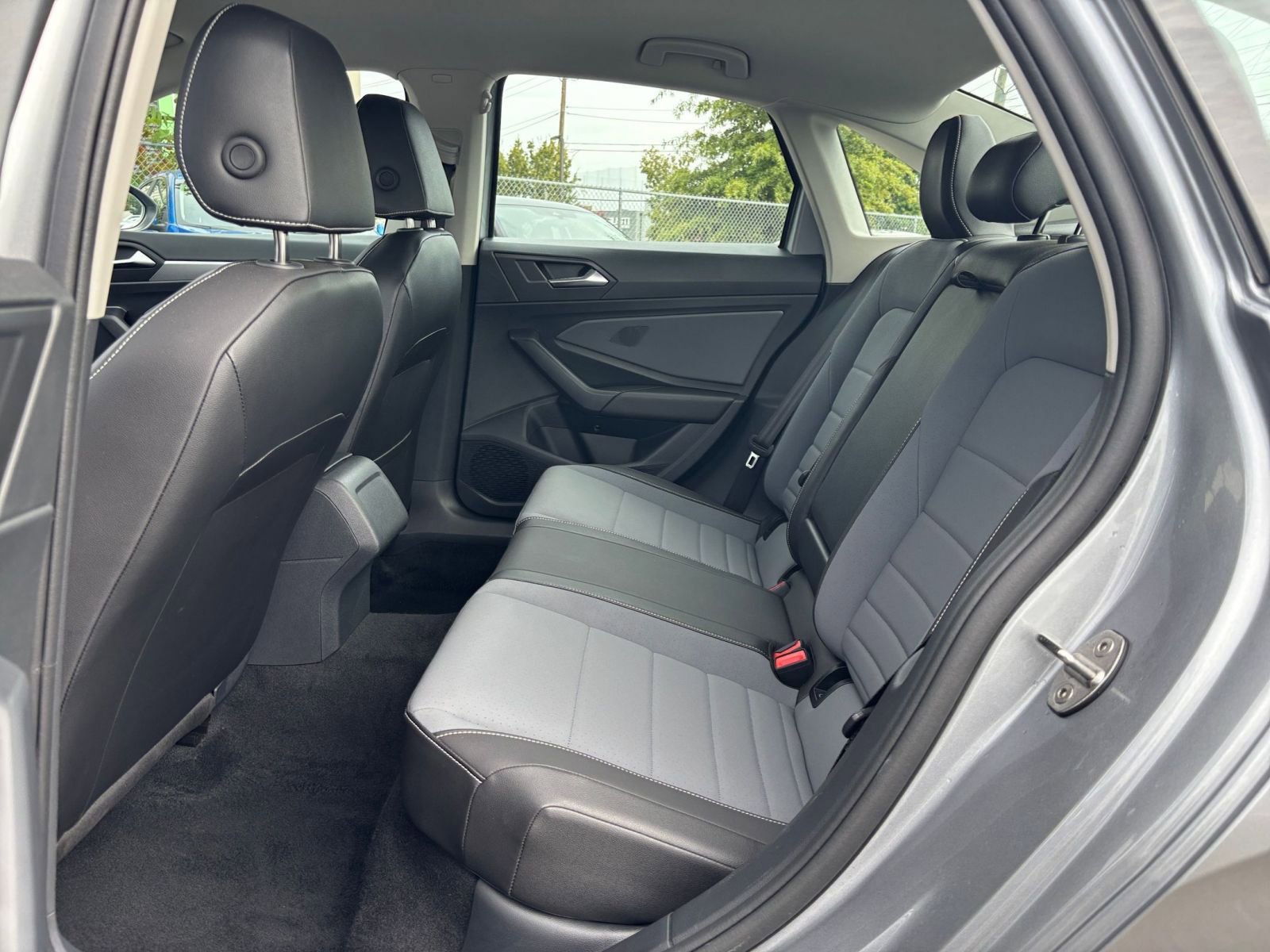 Thumbnail: 2025 Volkswagen Jetta - 24