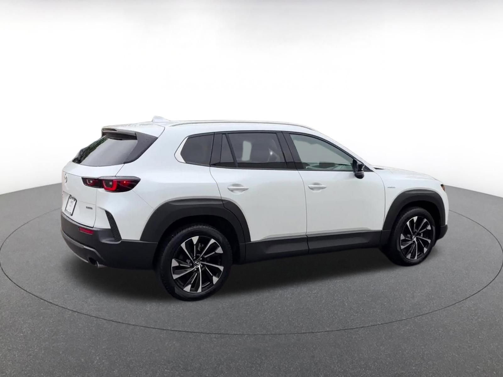 Thumbnail: 2025 Mazda CX-50 - 15