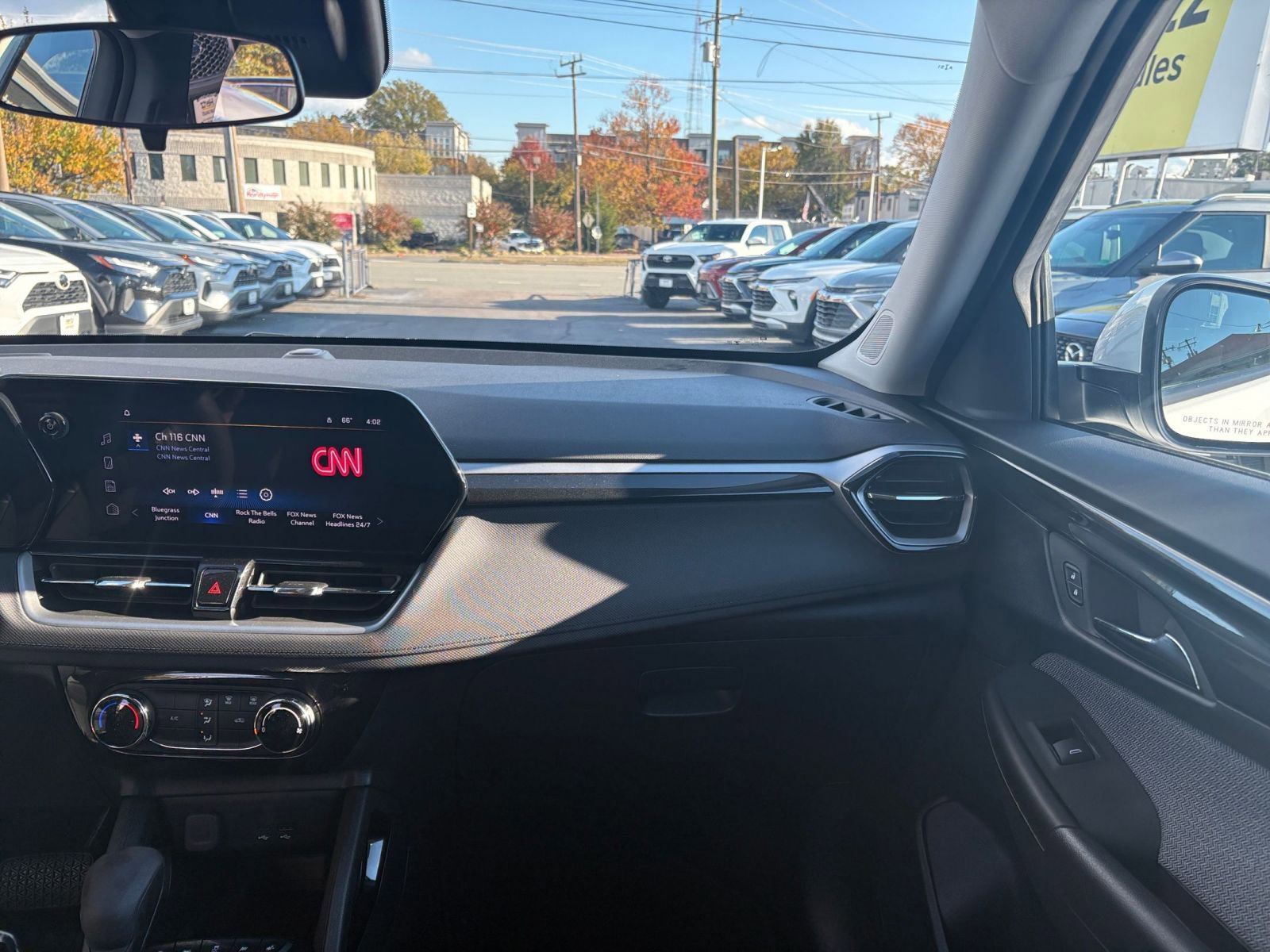 Thumbnail: 2025 Chevrolet TrailBlazer - 33