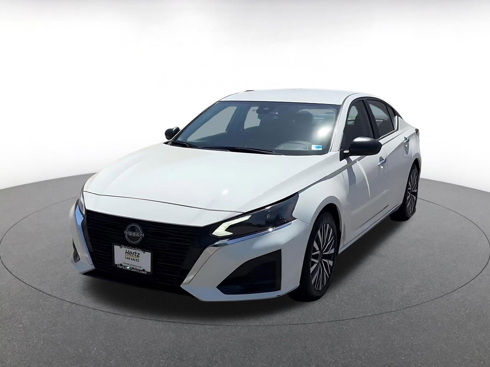 Thumbnail: 2025 Nissan Altima - 7