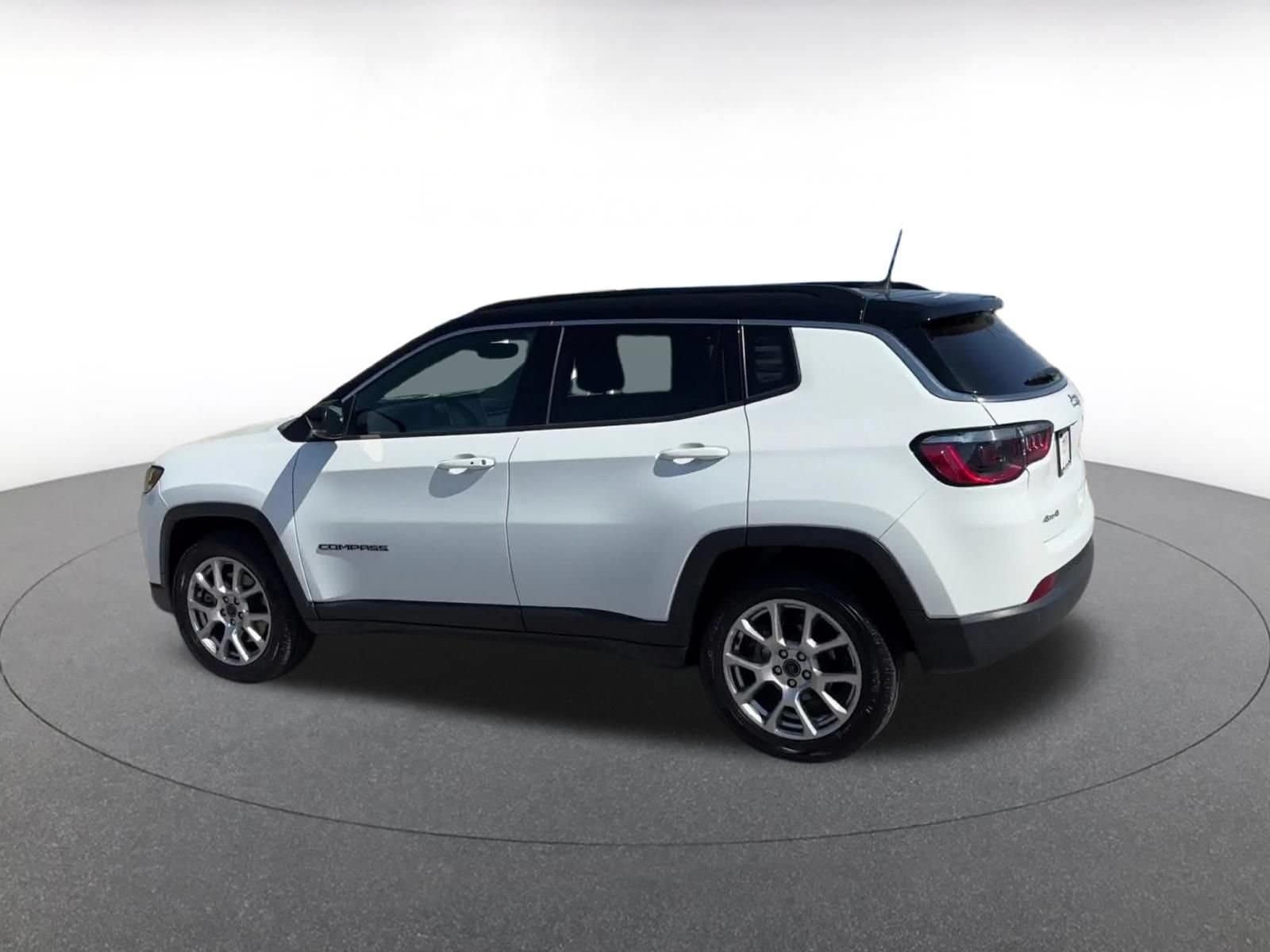 Thumbnail: 2025 Jeep Compass - 8