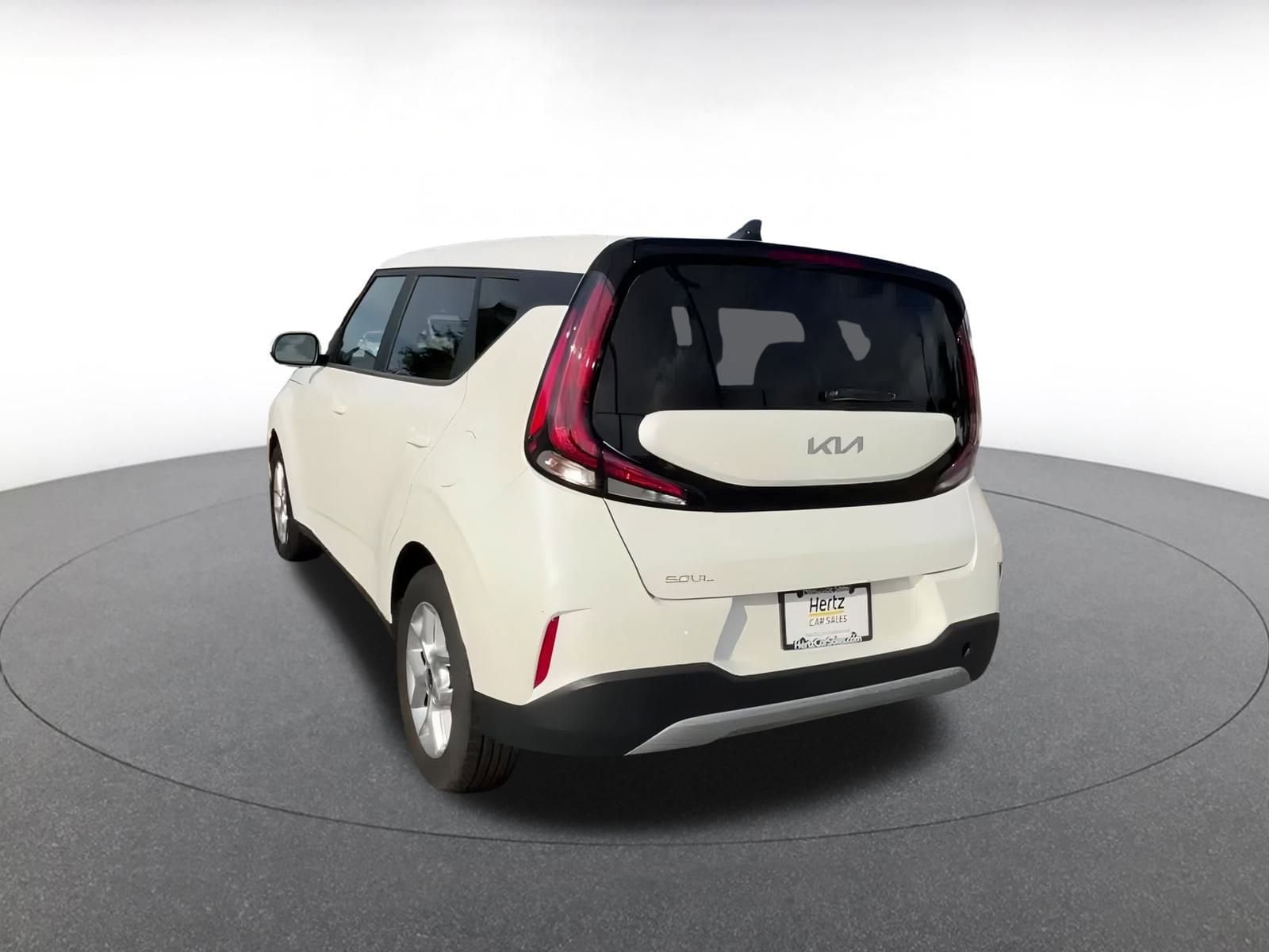 Thumbnail: 2023 Kia Soul - 11