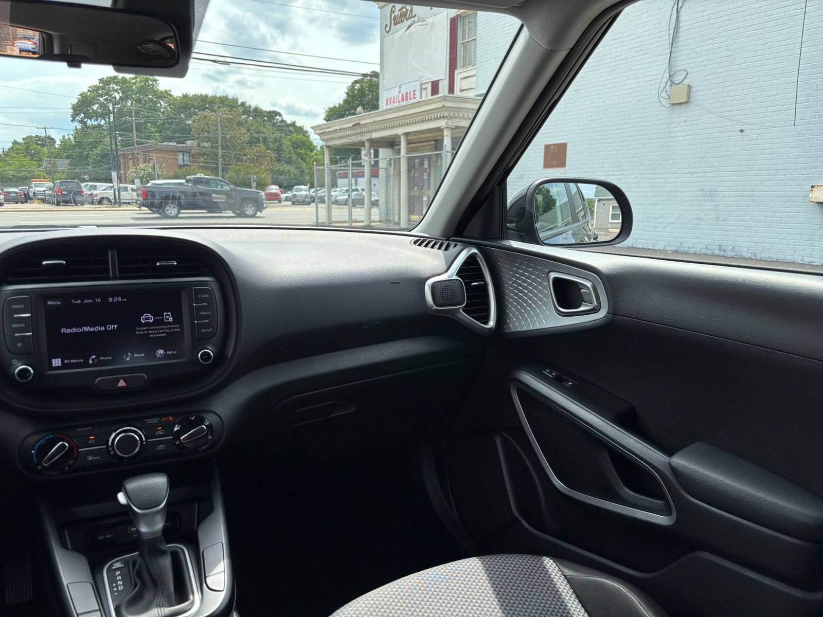 Thumbnail: 2025 Kia Soul - 34