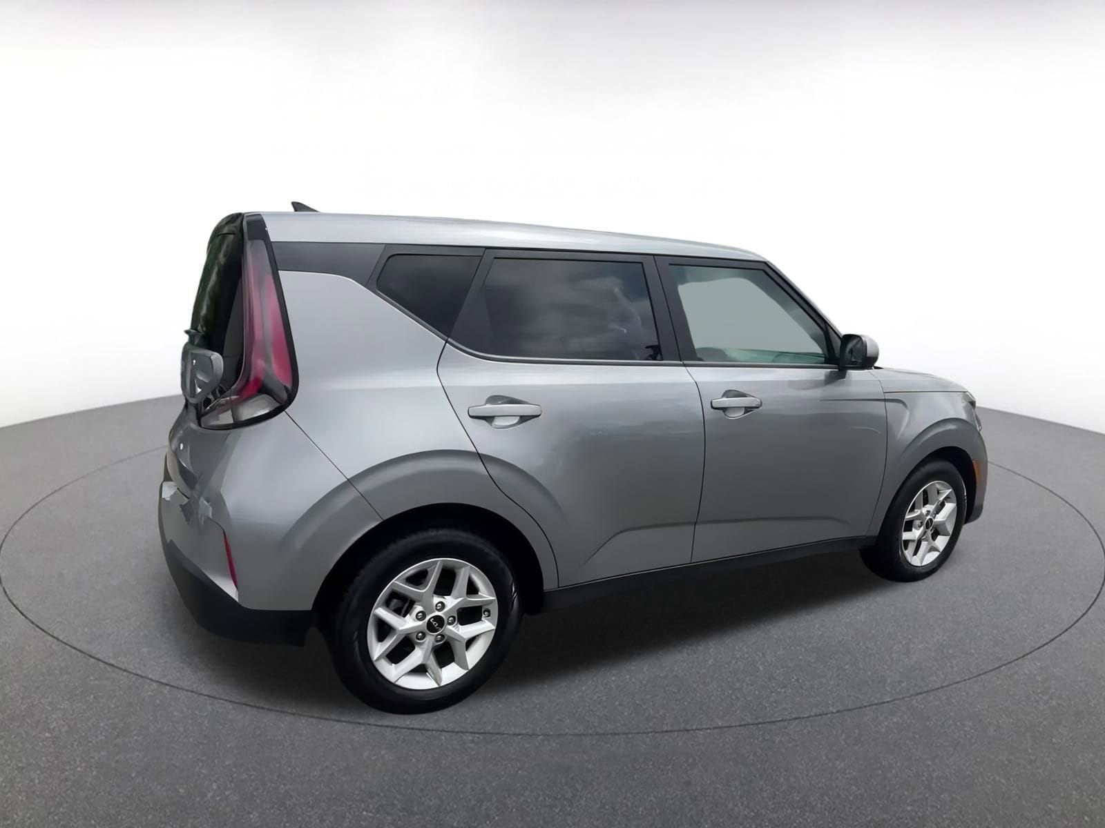 Thumbnail: 2023 Kia Soul - 15