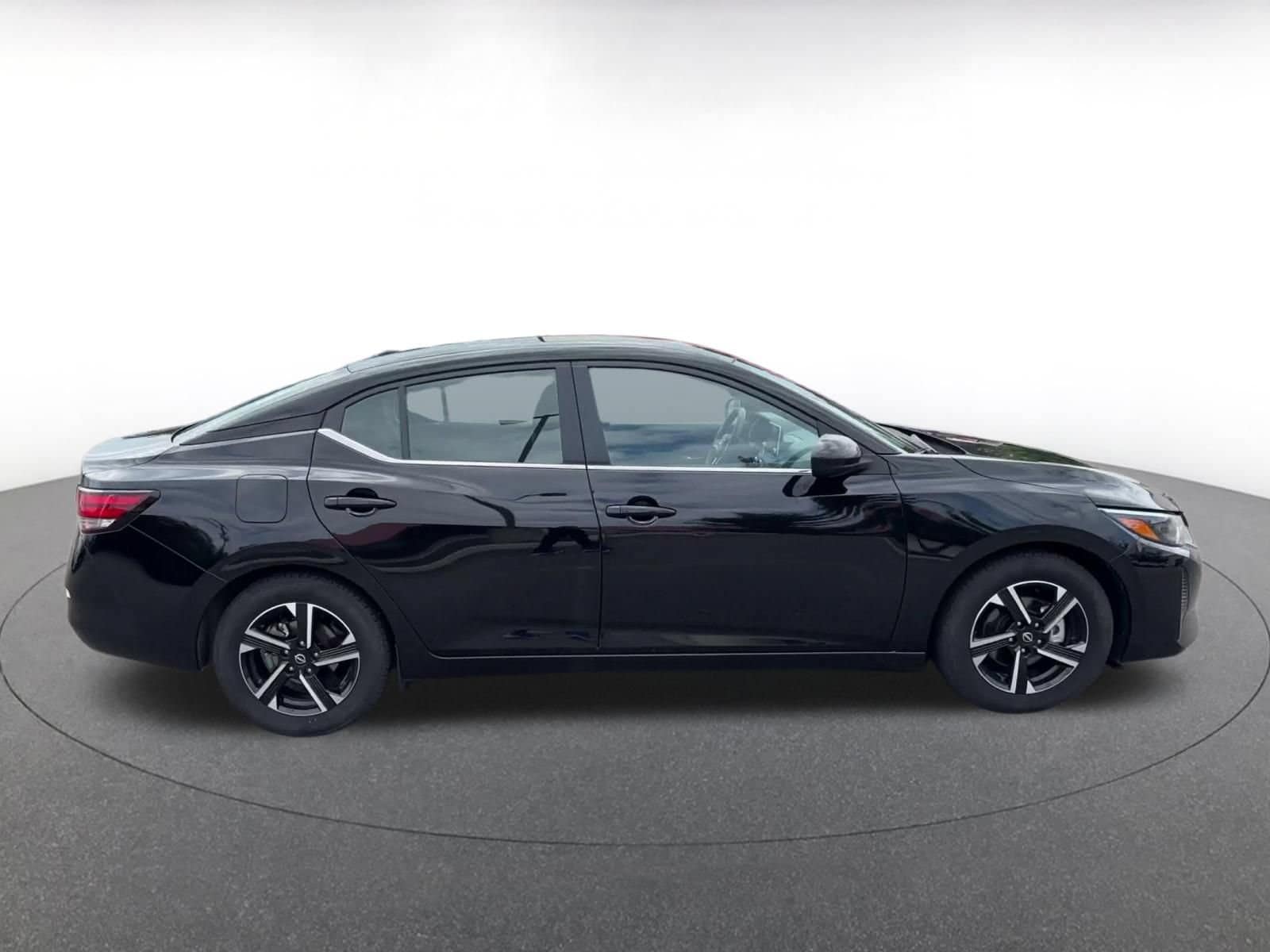 Thumbnail: 2025 Nissan Sentra - 15