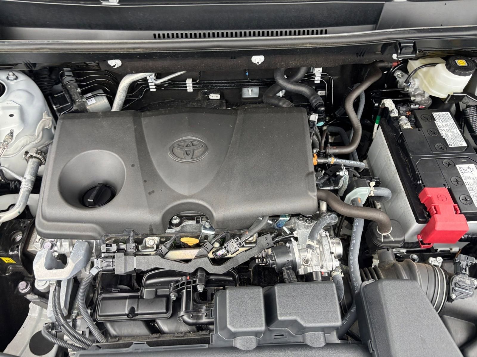 Thumbnail: 2025 Toyota RAV4 - 32