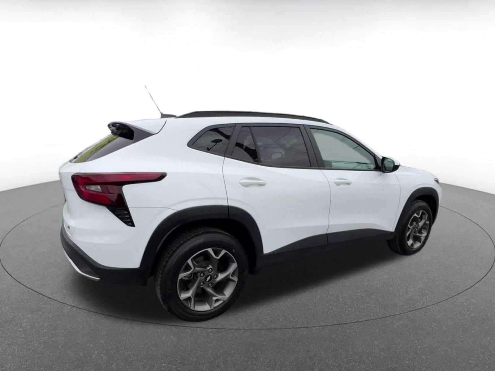 Thumbnail: 2025 Chevrolet Trax - 15