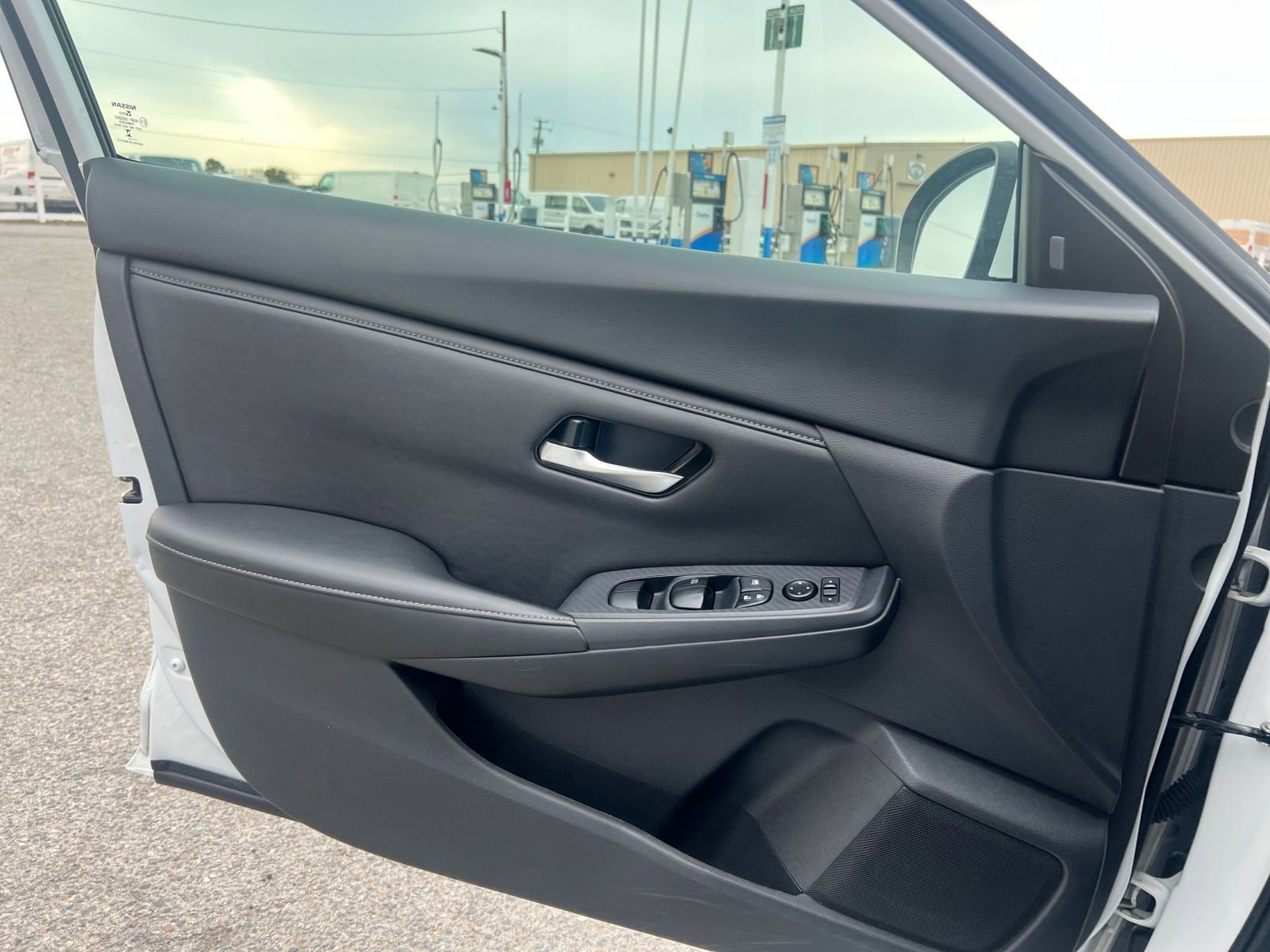 Thumbnail: 2024 Nissan Sentra - 18