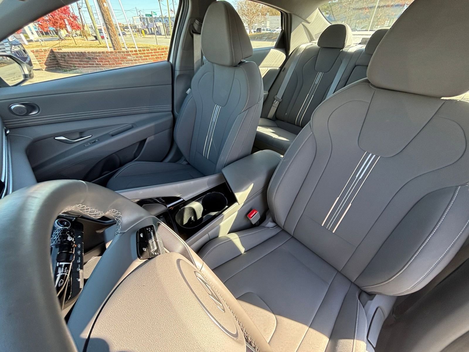 Thumbnail: 2025 Hyundai Elantra - 34