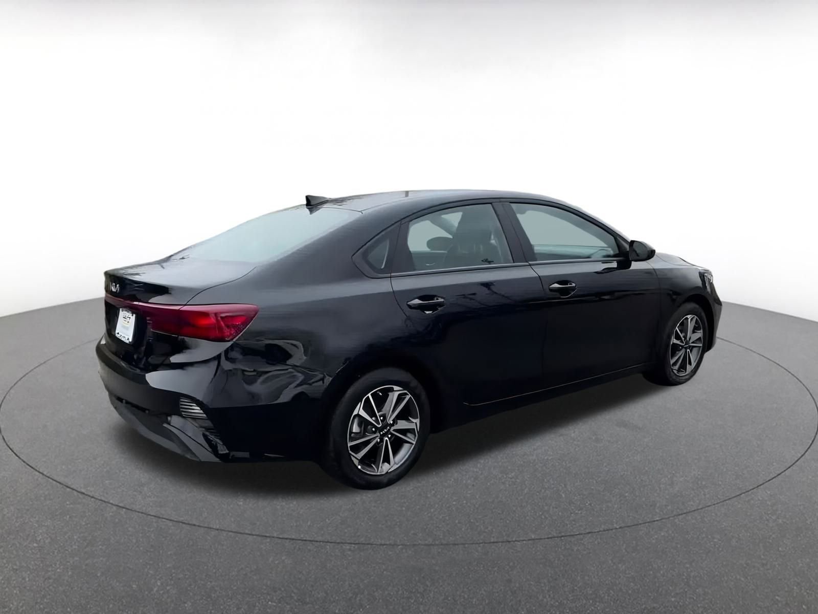 Thumbnail: 2024 Kia Forte - 15