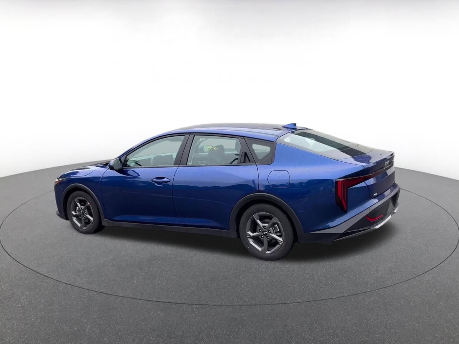 Thumbnail: 2025 Kia K4 - 10