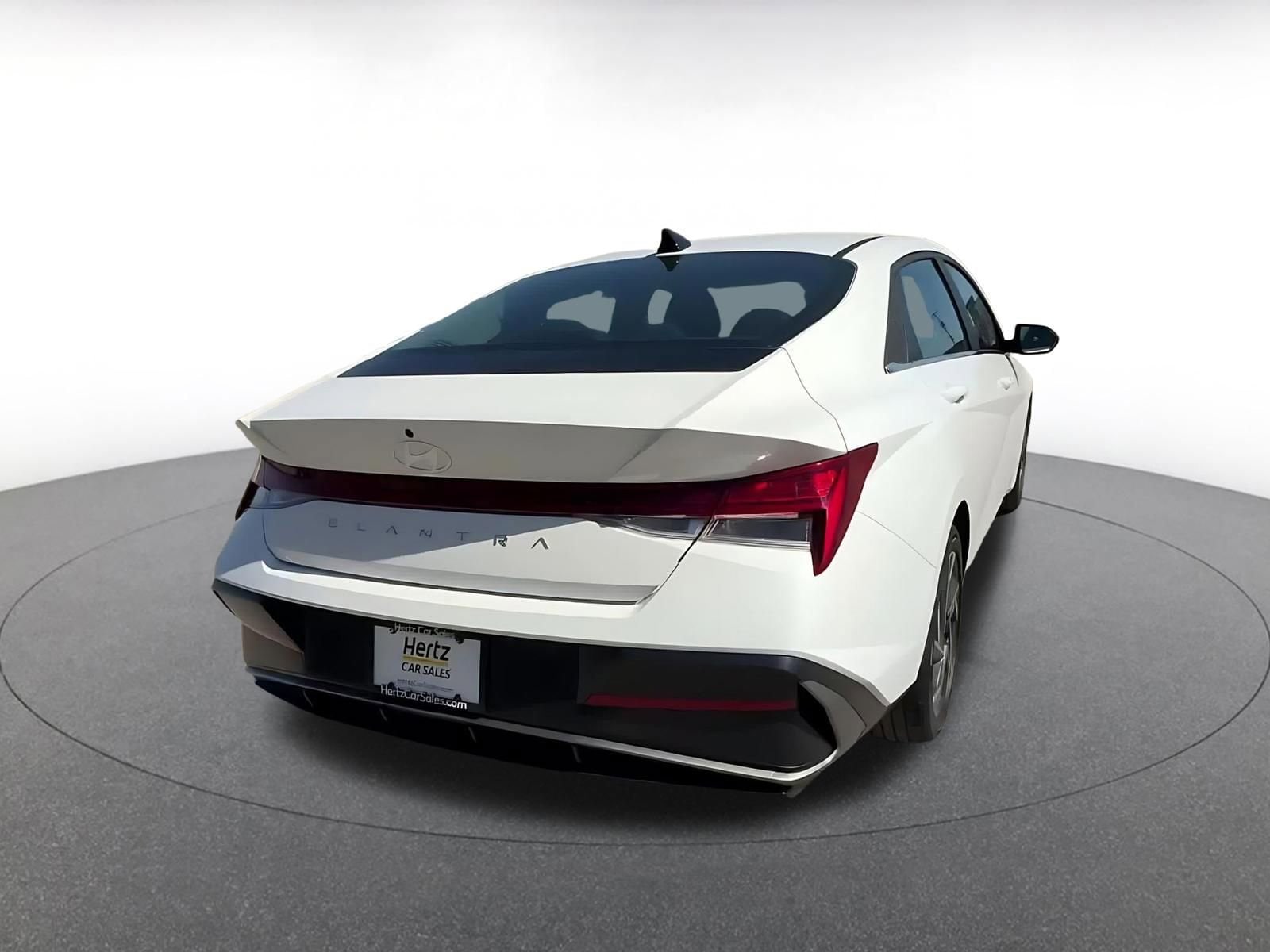 Thumbnail: 2025 Hyundai Elantra - 14