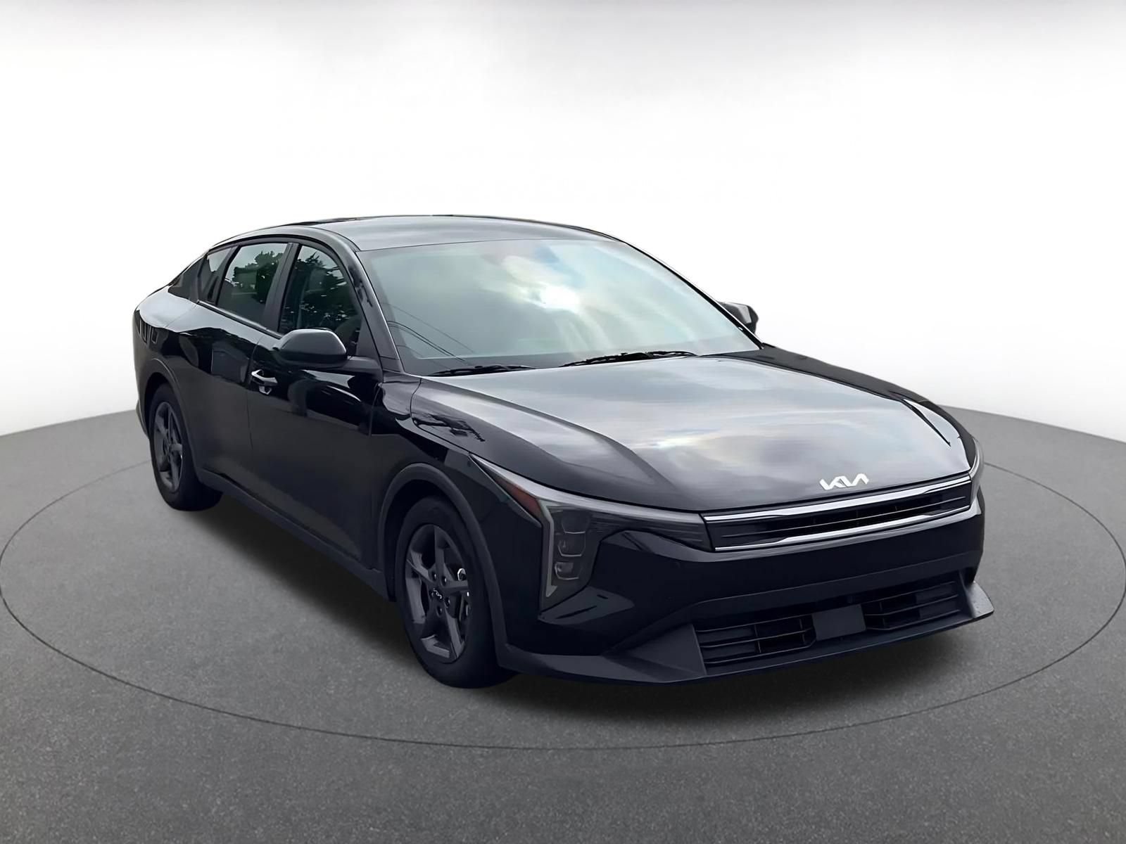 Thumbnail: 2025 Kia K4 - 3