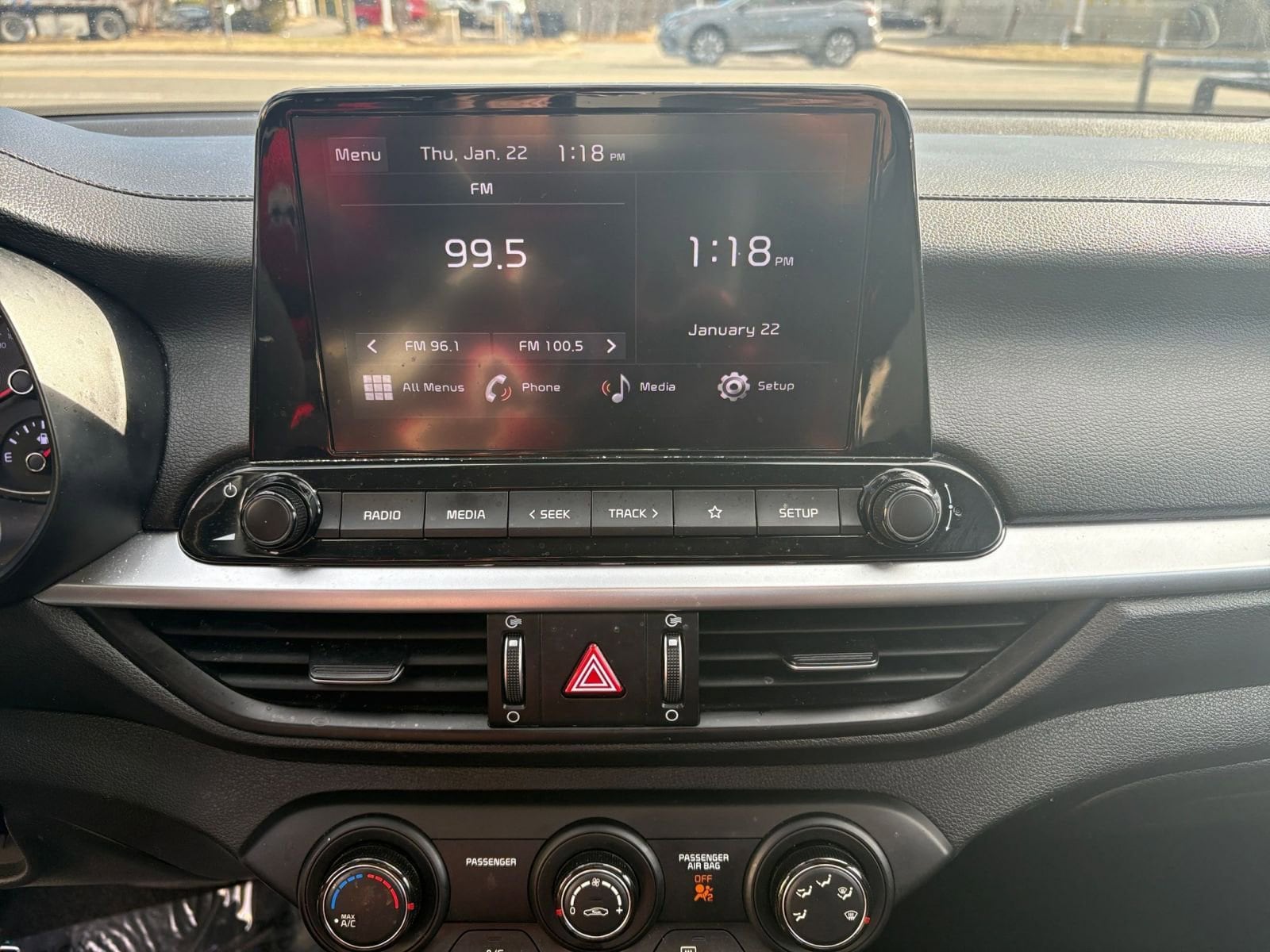 Thumbnail: 2024 Kia Forte - 20