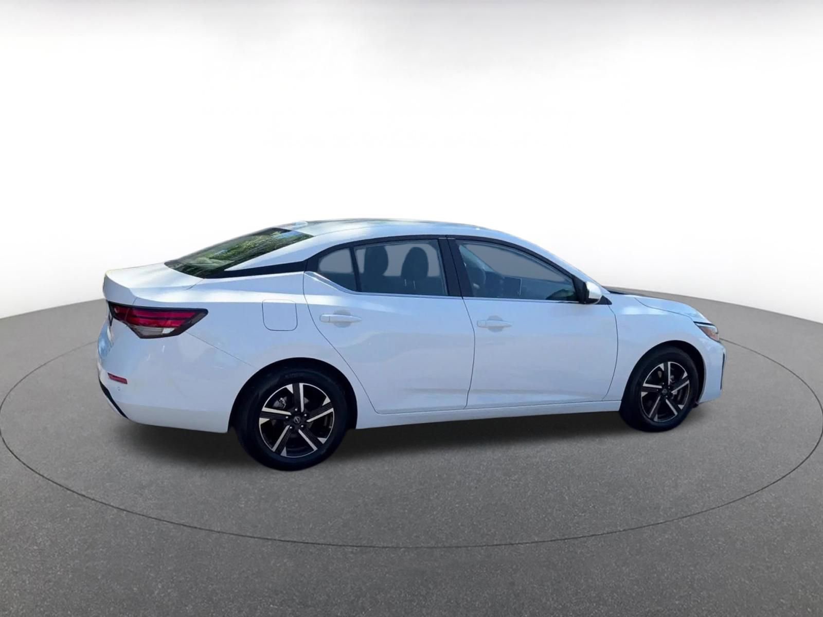 Thumbnail: 2025 Nissan Sentra - 15