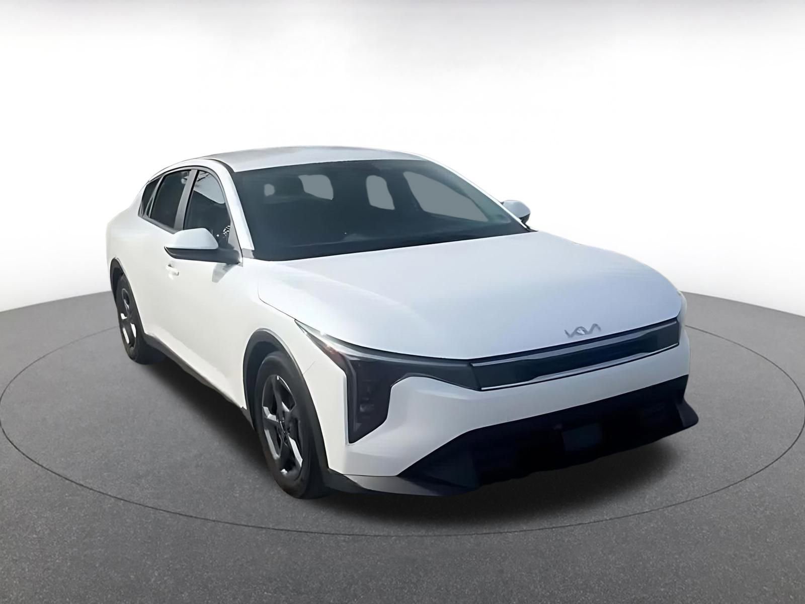 Thumbnail: 2025 Kia K4 - 3