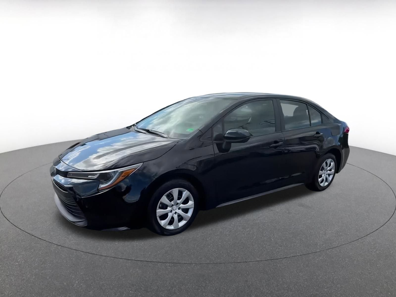 Thumbnail: 2024 Toyota Corolla - 8