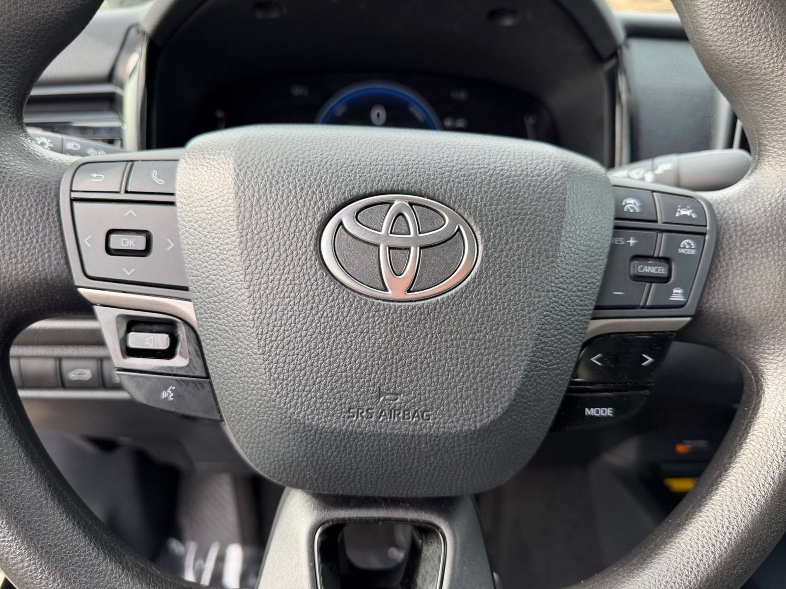 Thumbnail: 2025 Toyota Camry - 26