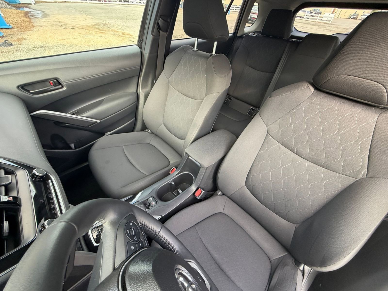 Thumbnail: 2025 Toyota Corolla Cross - 35